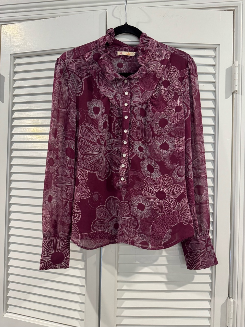 Tulle Plum Floral Ruffle-Neck Button Down Blouse